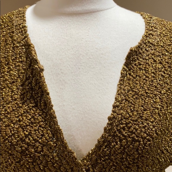 Happy new year 🎆 this top is blazing - Picture 4 of 13